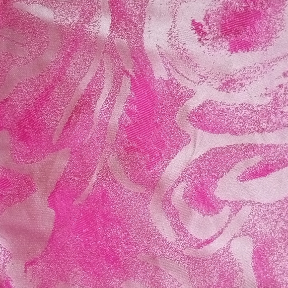 Bergdorf Goodman Wrap - Picture 5 of 5